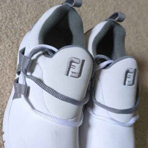 FOOT JOY GOLF SHOES KIDS SIZE 4Y